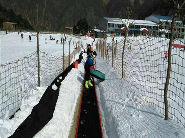 滑雪场魔毯厂家